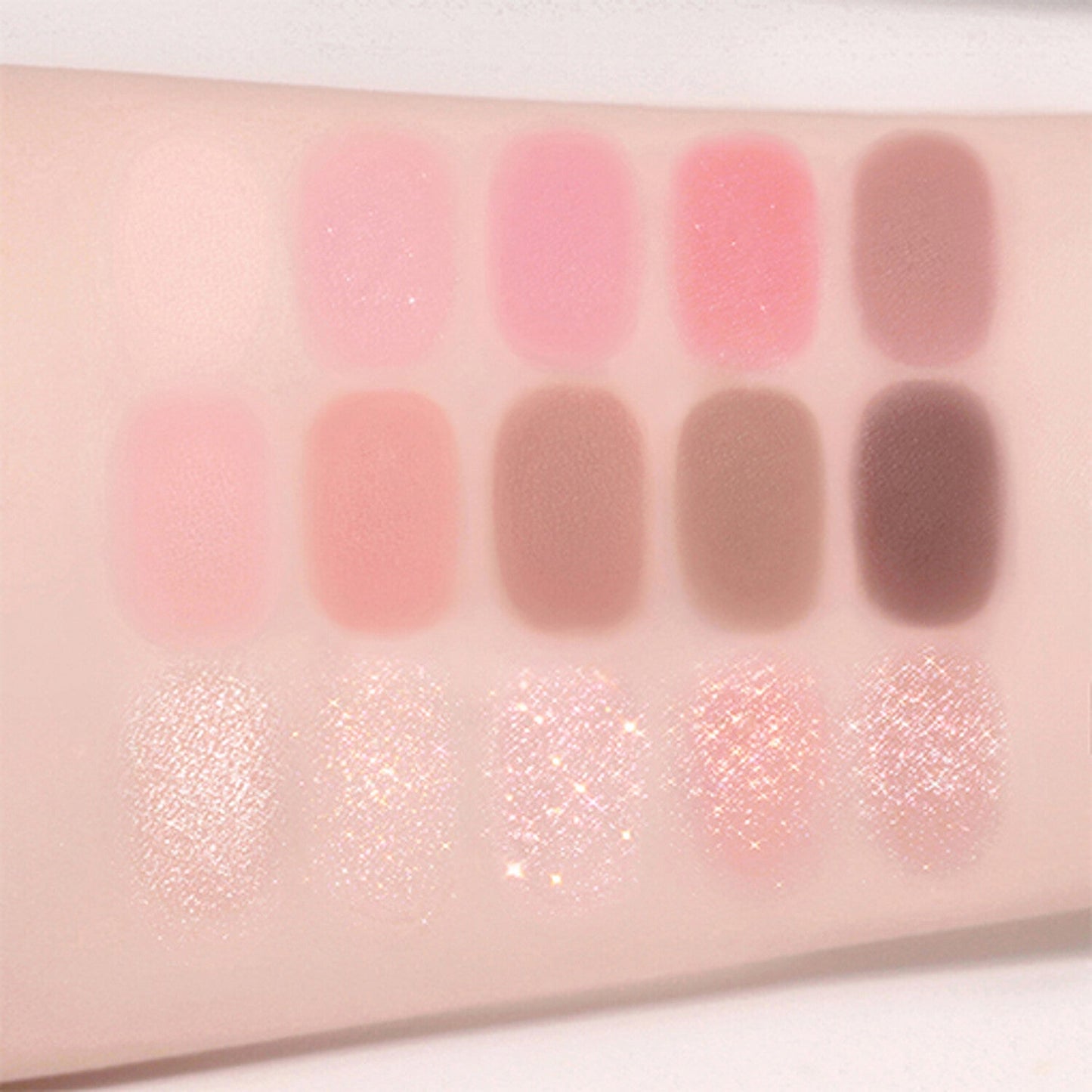 Essential Everyday Eyeshadow Palette - Neutral Shades for All Skin Tones