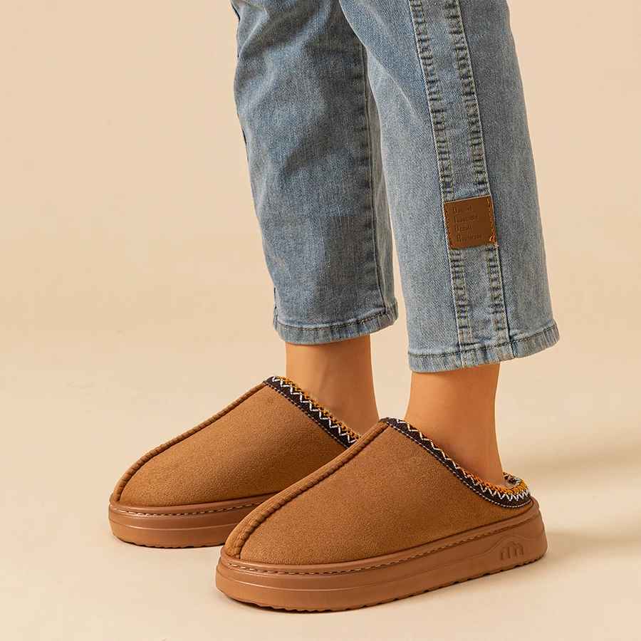 Cozy Winter Woman Slippers Warm Fleece Lining