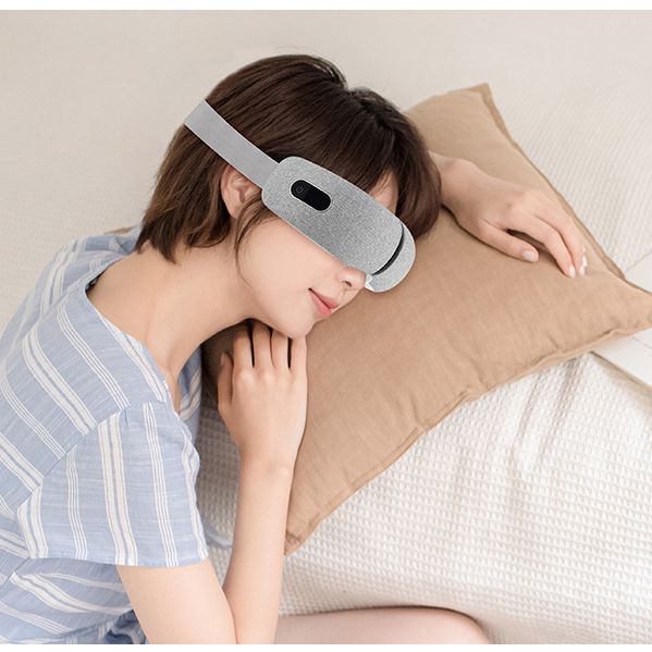 Relaxing Eye Mask with Heat and Vibration Therapy