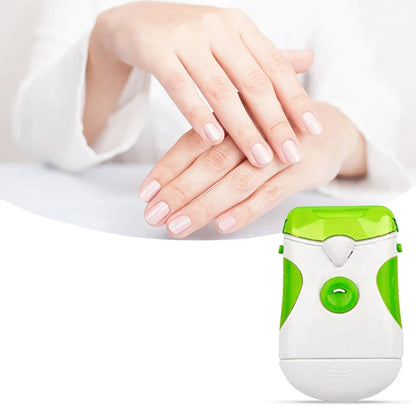 Compact Nail Care Trimmer Kit