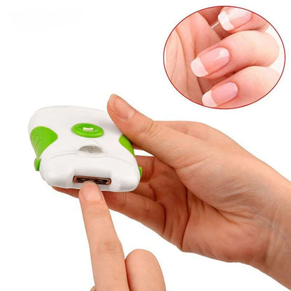 Compact Nail Care Trimmer Kit