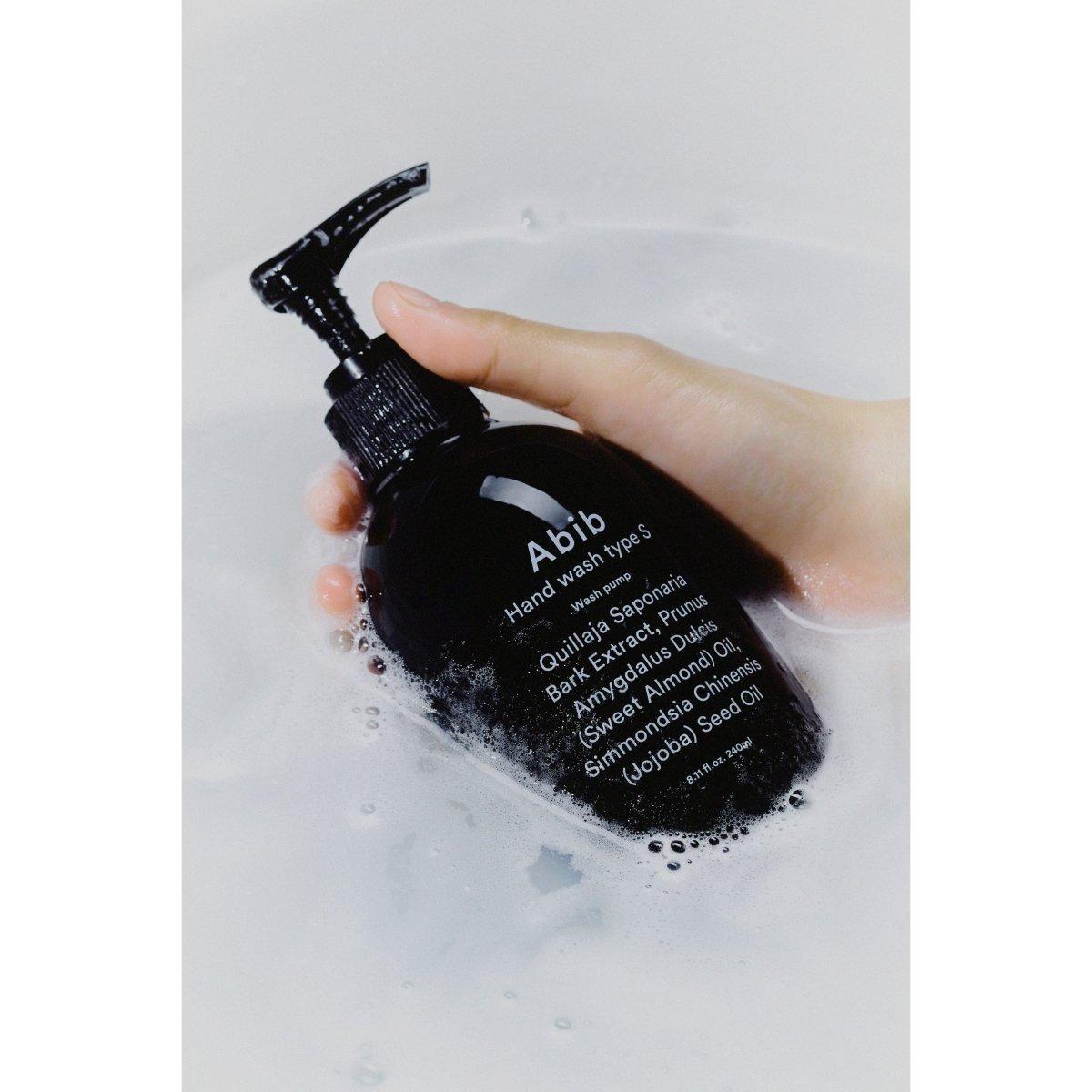 Moisturizing Gentle Hand Soap 240ml
