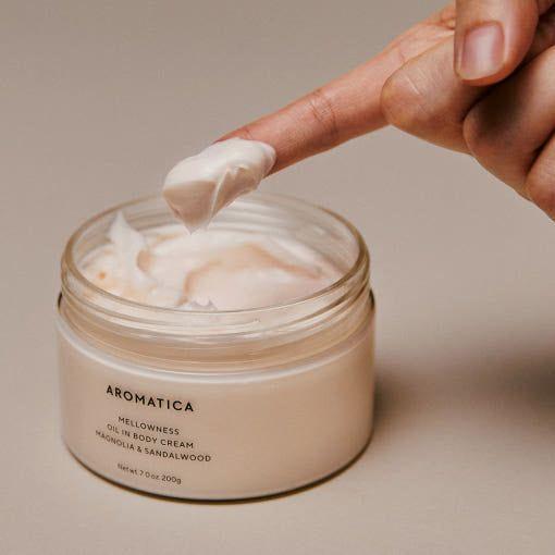 Nourishing Body Cream with Magnolia and Sandalwood Oil
