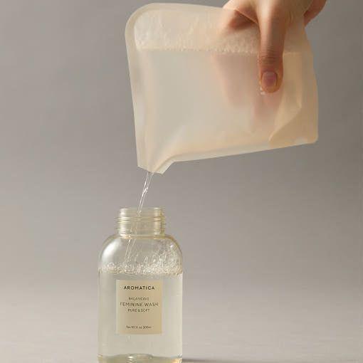 Natural Gentle Feminine Wash Refill 300ml