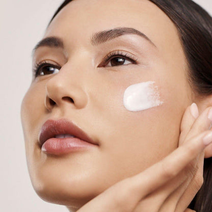 Luxurious Moisturizing Cream for Deep Hydration