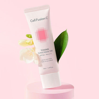 Lightweight Daily Moisturizing Sunscreen SPF 50+
