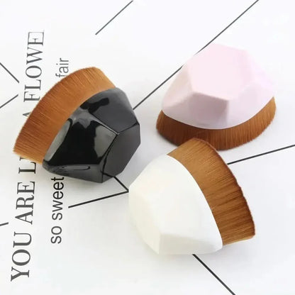 Fluffy Foundation Makeup Brush