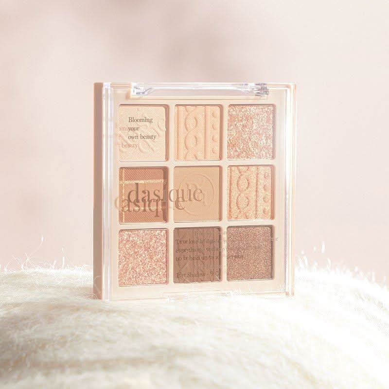 Natural Eyeshadow Palette - Everyday Soft Beige Shades