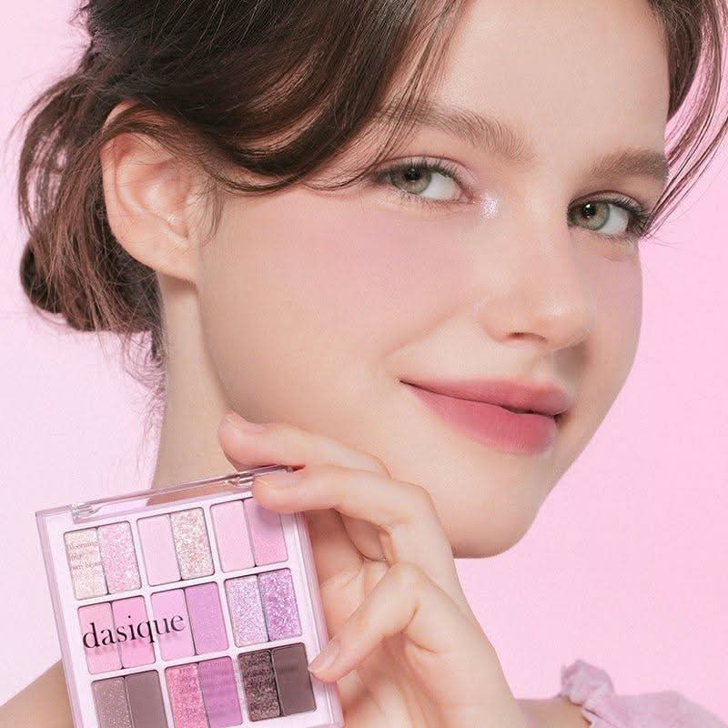 Natural Berry Eyeshadow Palette