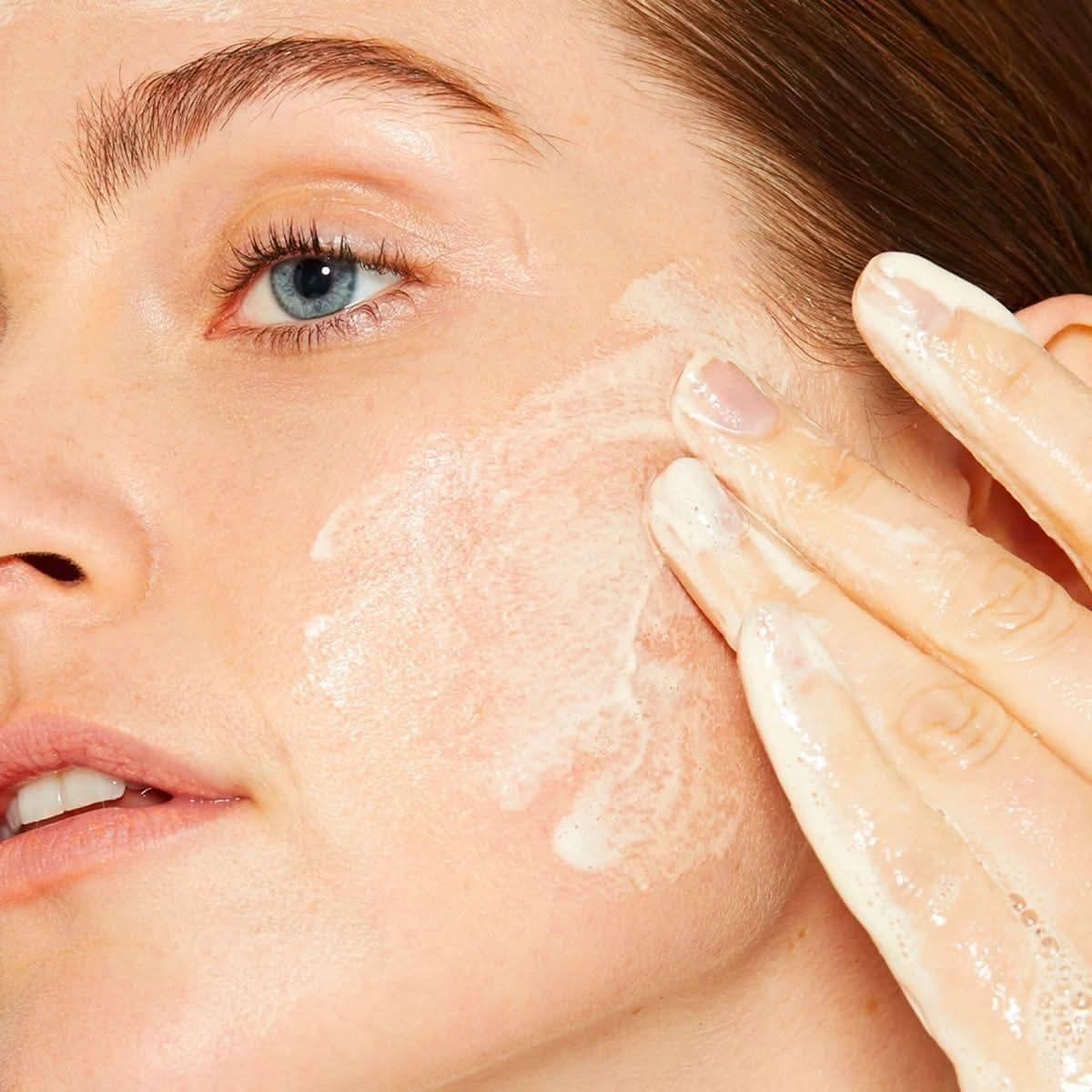 Gentle Daily Exfoliating Powder for Sensitive Skin