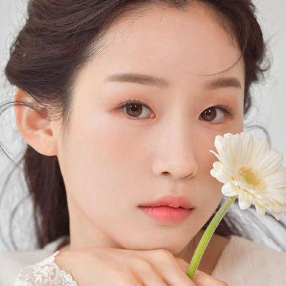Natural Soft Eyeshadow for Fair Skin Tones