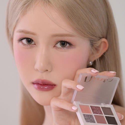 Soft Rosewood Neutral Eyeshadow Palette