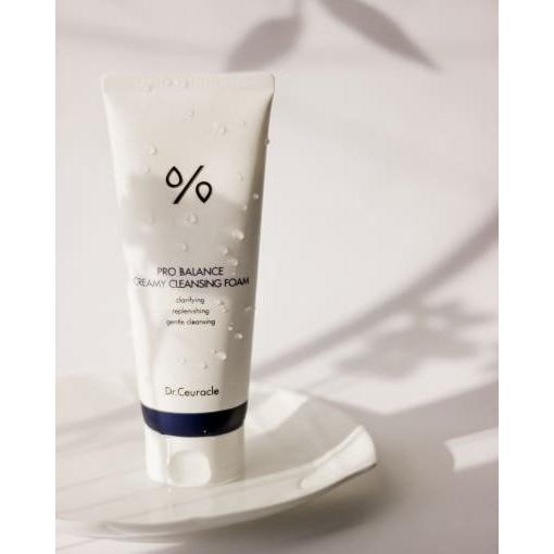 Gentle Daily Face Cleanser with Hyaluronic Acid & Probiotics