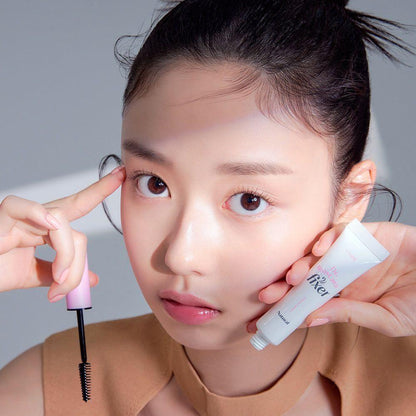 Long-Lasting Smudge Proof Mascara Fixer