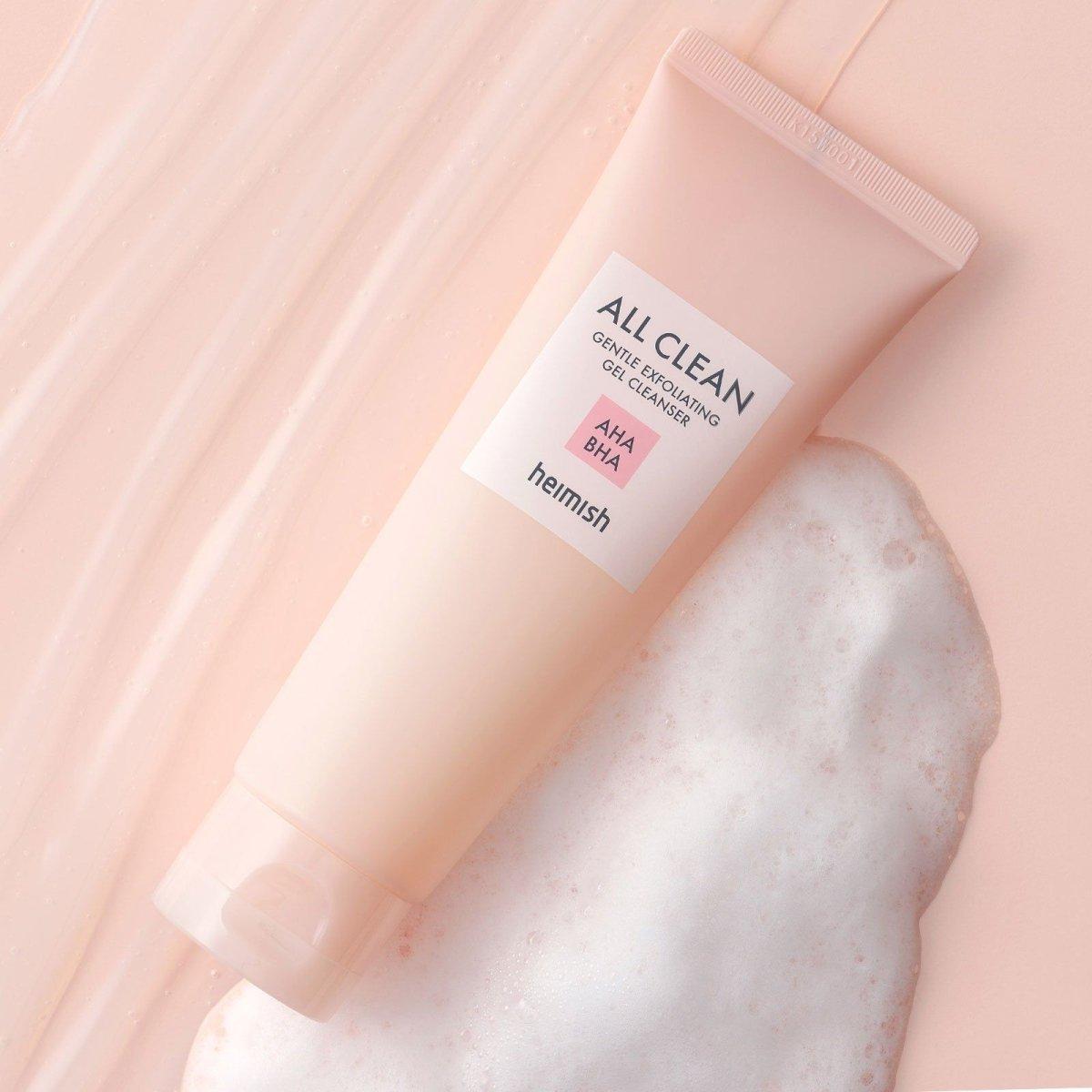 Gentle Daily Face Cleanser with Natural Exfoliants