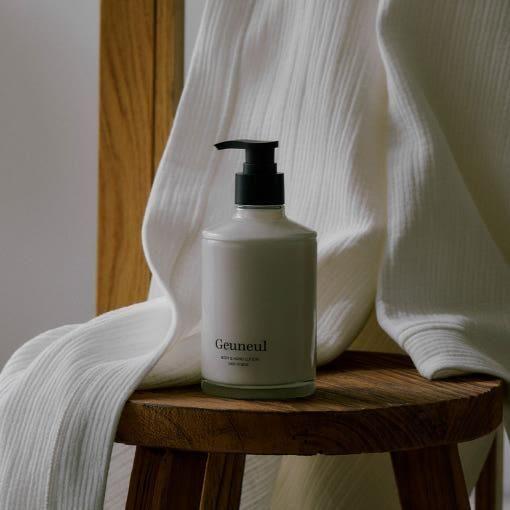 Moisturizing Body and Hand Cream 300g