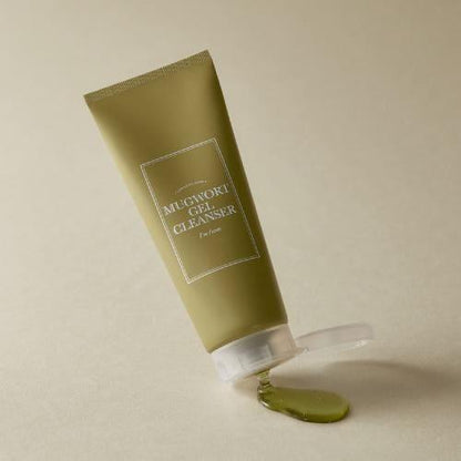 Natural Daily Face Cleanser Gel with Mugwort Extract