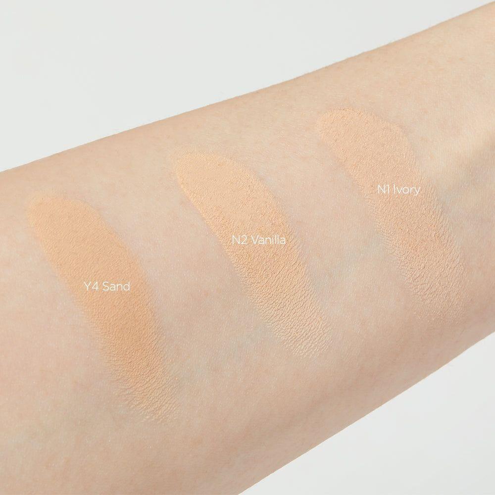 Silky Finish Powder Foundation with Hydrating Primer