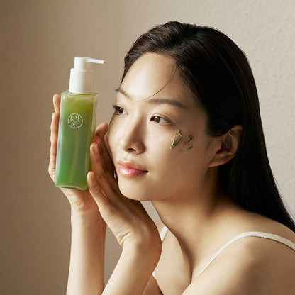 Soothing Rosemary Face Gel Cleanser - Gentle Purifying Wash