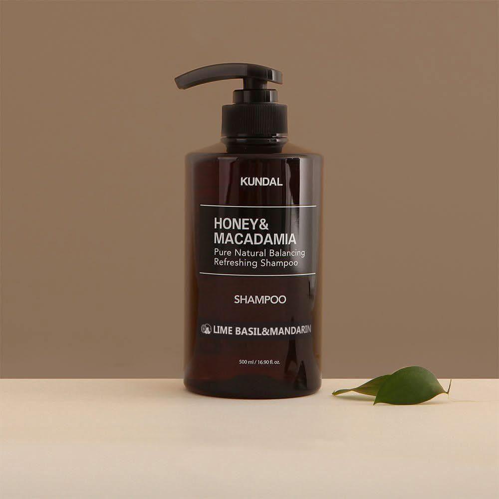 Natural Hydrating Shampoo with Honey and Macadamia Oil