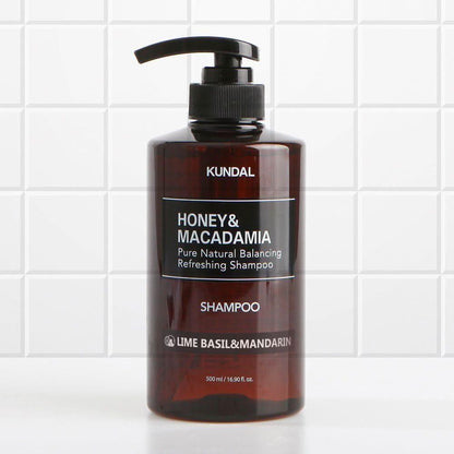 Natural Hydrating Shampoo with Honey and Macadamia Oil