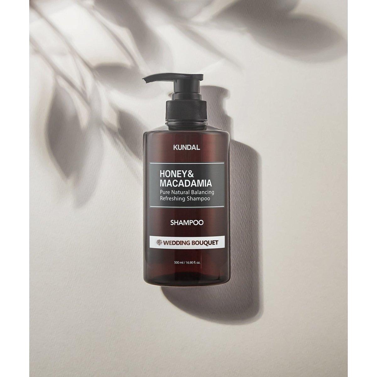 Gentle Natural Moisturizing Shampoo with Floral Scent
