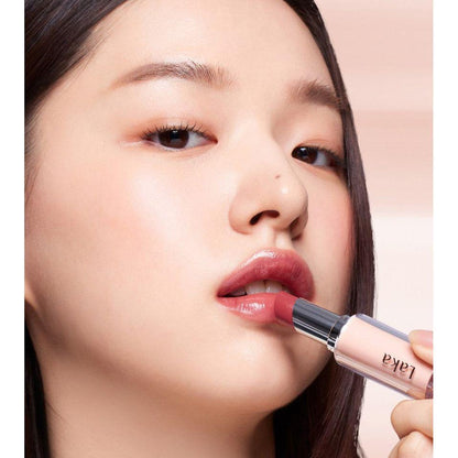 Hydrating Gloss Lipstick | Mirror Shine with Soft Color