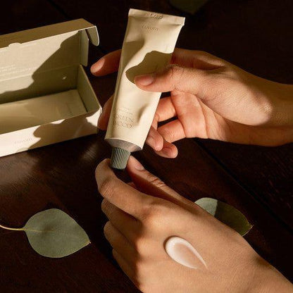 Natural Moisturizing Hand Cream with Tea Tree Oil