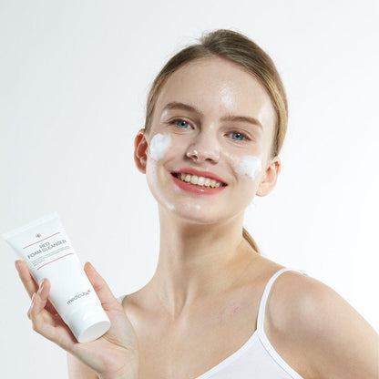 Gentle Red Foaming Face Cleanser 120ml