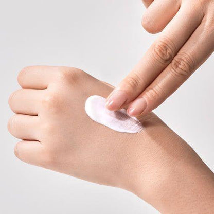 Moisturizing Hyaluronic Sunscreen SPF 50+ Daily Cream