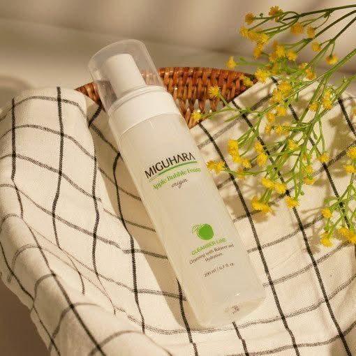 Soothing Green Tea Face Wash for Sensitive Skin