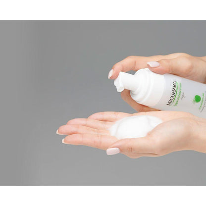 Soothing Green Tea Face Wash for Sensitive Skin