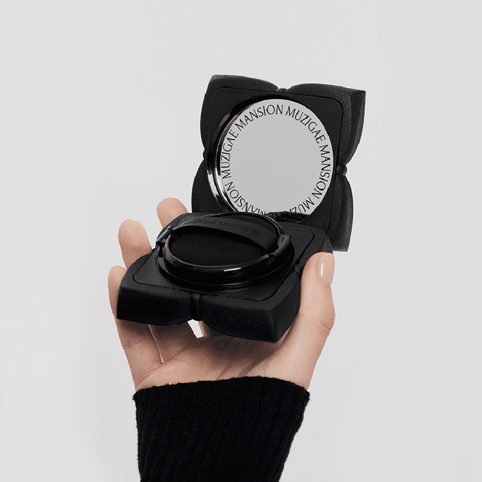 Luxury Matt Face Cushion with Refill Included