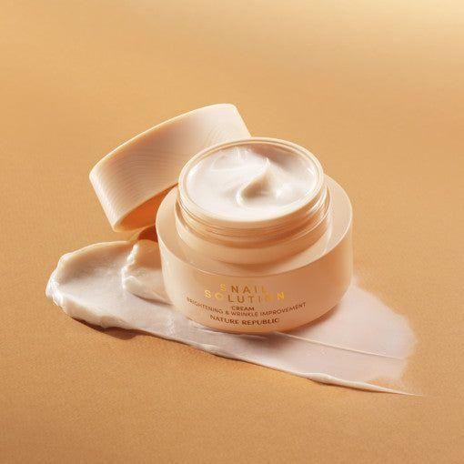 Natural Snail Moisturizing Face Cream 55ml - Mycosmeticslondon