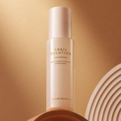 Natural Hydrating Snail Toner for Glowing Skin