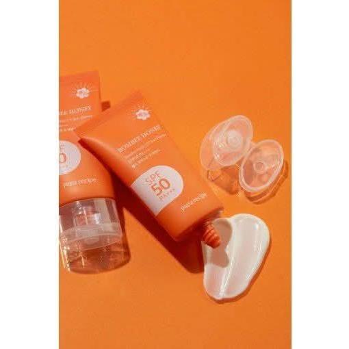 Natural Daily Sunscreen SPF50+ Moisturizing Essence
