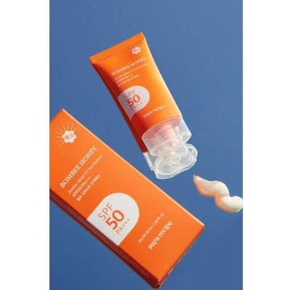 Natural Daily Sunscreen SPF50+ Moisturizing Essence