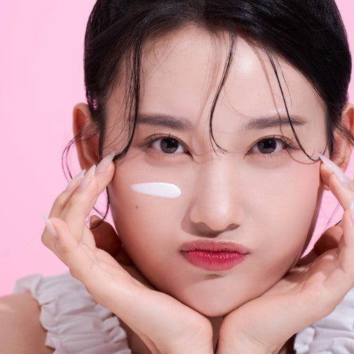 Gentle UV Defense Moisturizing Sunscreen SPF50+ 70ml