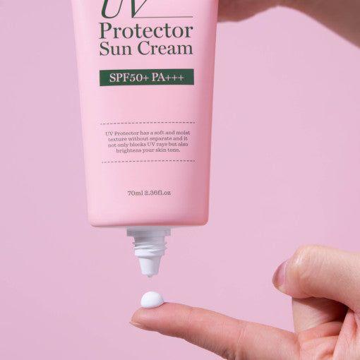 Gentle UV Defense Moisturizing Sunscreen SPF50+ 70ml