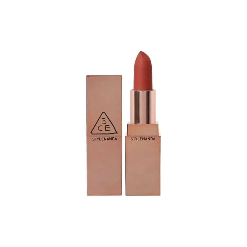 Vibrant Long-Lasting Matte Lip Color Red Shade - Mycosmeticslondon