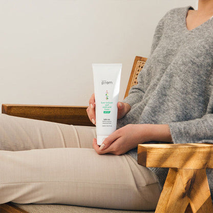Gentle Skin Cleansing Foam 250ml | Soothing pH Balanced Face Wash