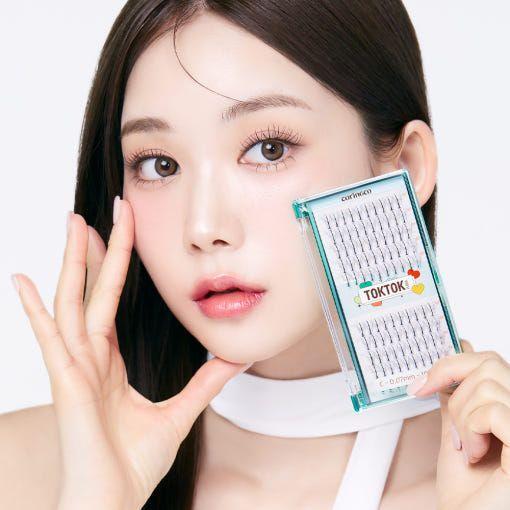 Natural Look False Eyelashes Set - 100 Pieces