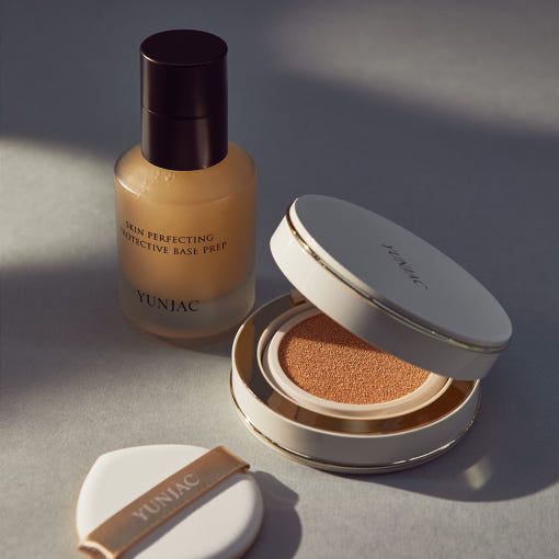 Natural Long Lasting Foundation SPF50+ Moisturizing Coverage