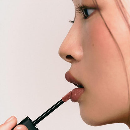 Moisturizing Lip Primer for Smooth Lips