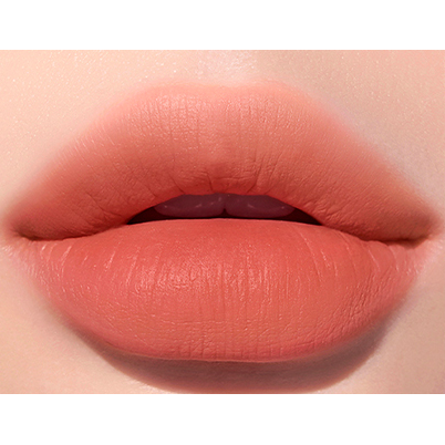 Lightweight Matte Lip Tint with Soft Finish
