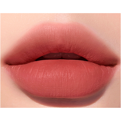 Lightweight Matte Lip Tint with Soft Finish