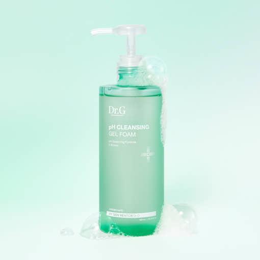 Gentle Facial Cleanser Foam - 300ml | Soothing Cleanse for Sensitive Skin