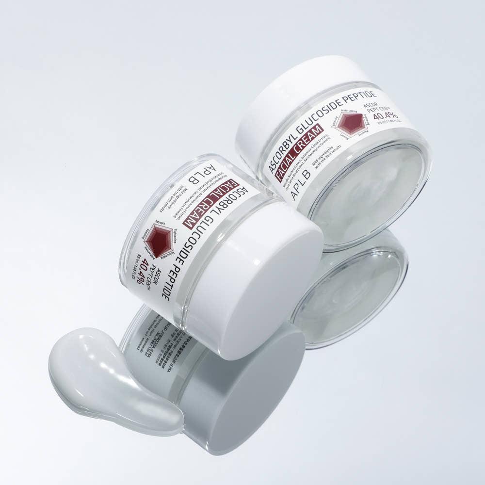 Gentle Brightening Face Moisturizer for Dry Skin