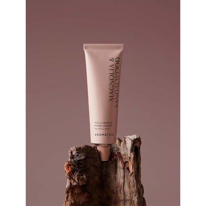 Nourishing Hand Cream with Magnolia and Sandalwood