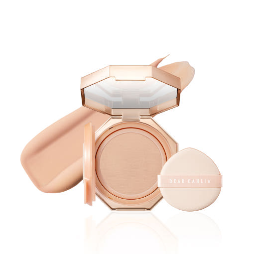Natural Silk Cushion Foundation SPF50+ Lightweight Coverage - Mycosmeticslondon
